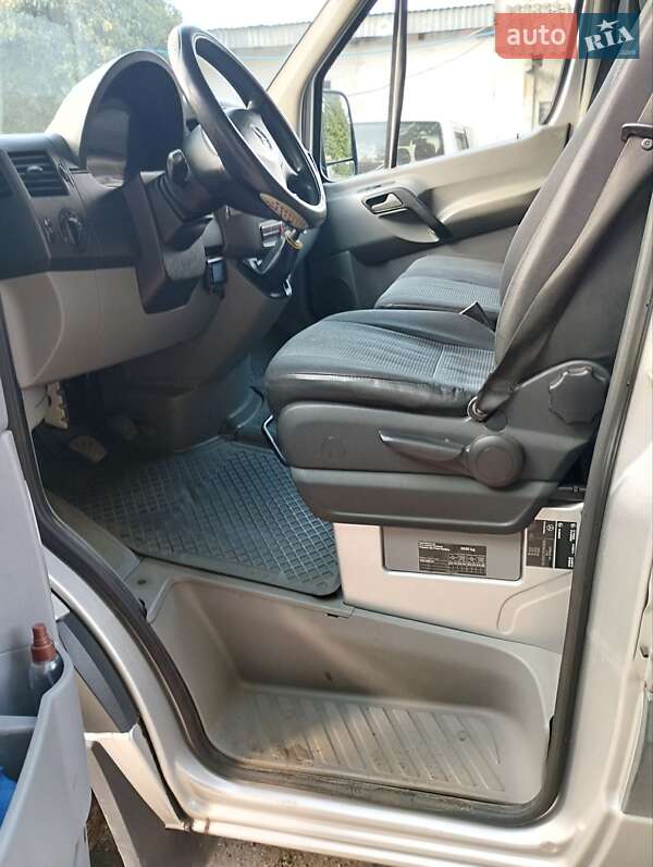Грузовой фургон Mercedes-Benz Sprinter 2009 в Львове