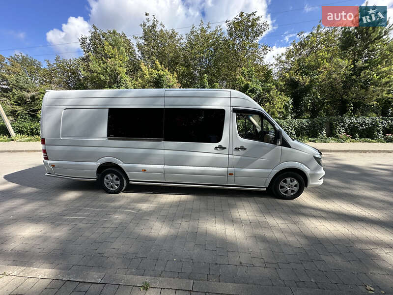 Микроавтобус Mercedes-Benz Sprinter 2017 в Городке