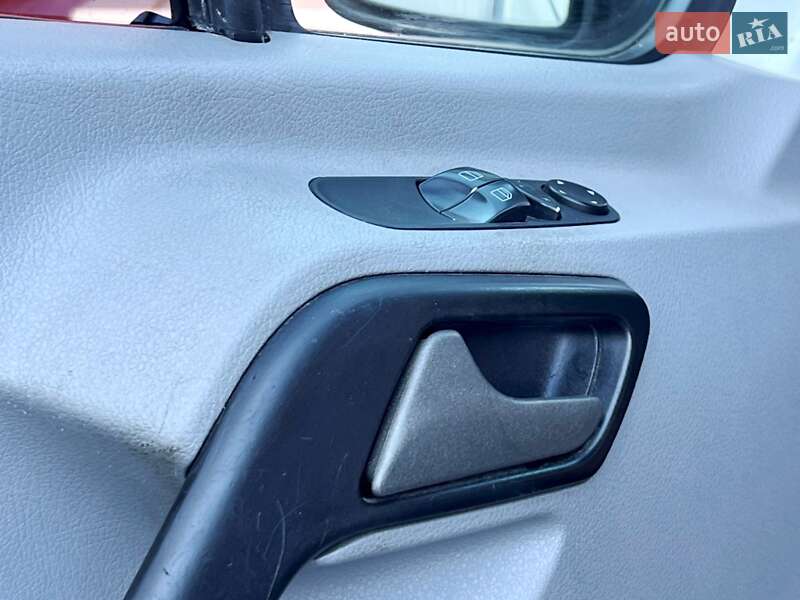 Микроавтобус Mercedes-Benz Sprinter 2016 в Киеве