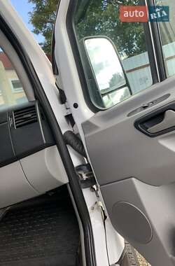 Грузовой фургон Mercedes-Benz Sprinter 2010 в 