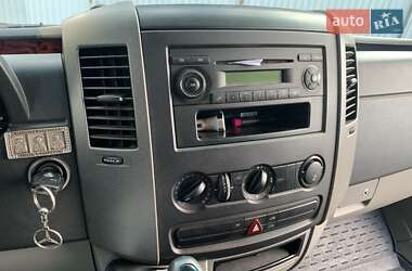 Грузовой фургон Mercedes-Benz Sprinter 2010 в 