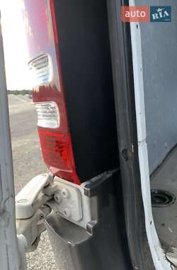 Грузовой фургон Mercedes-Benz Sprinter 2010 в 