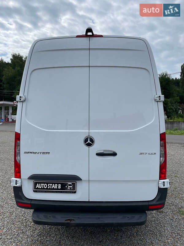 Грузопассажирский фургон Mercedes-Benz Sprinter 2023 в Иршаве