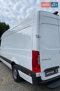 Грузопассажирский фургон Mercedes-Benz Sprinter 2023 в 