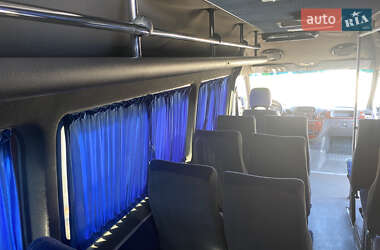 Пригородный автобус Mercedes-Benz Sprinter 2003 в 