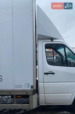Грузовой фургон Mercedes-Benz Sprinter 2004 в 