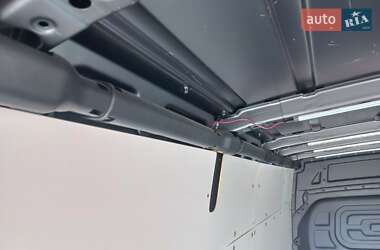 Грузовой фургон Mercedes-Benz Sprinter 2021 в 