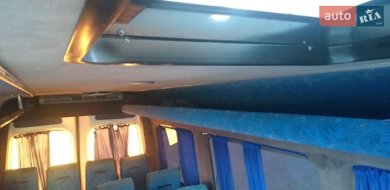 Микроавтобус Mercedes-Benz Sprinter 2011 в Сваляве