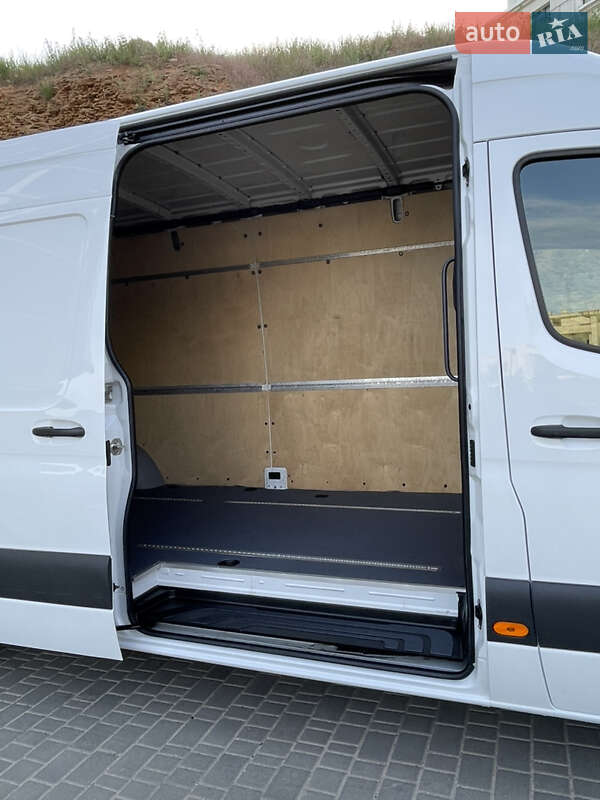 Вантажний фургон Mercedes-Benz Sprinter 2019 в Одесі