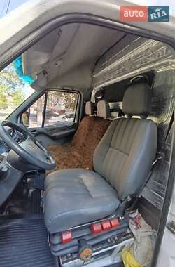 Грузовой фургон Mercedes-Benz Sprinter 2005 в 
