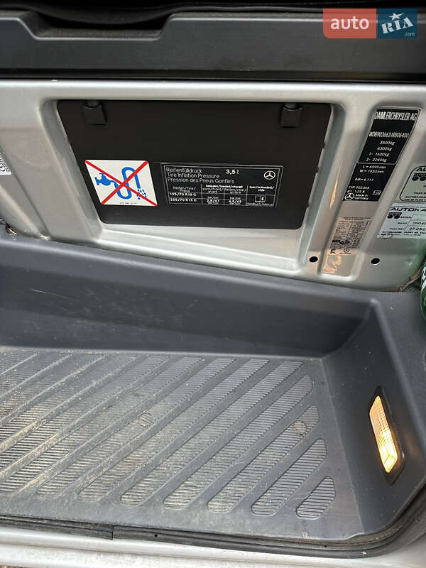 Грузовой фургон Mercedes-Benz Sprinter 2005 в Ивано-Франково