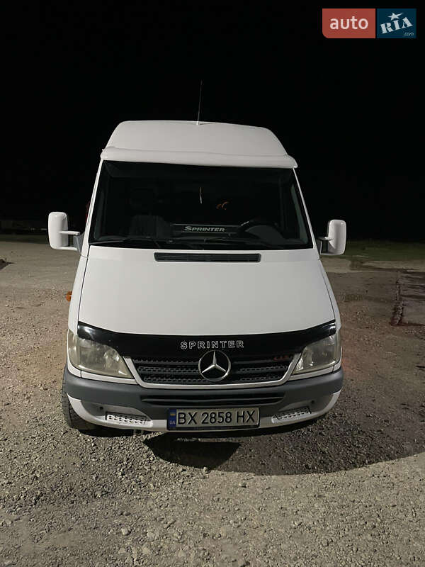 Грузовой фургон Mercedes-Benz Sprinter 2001 в Ярмолинцах
