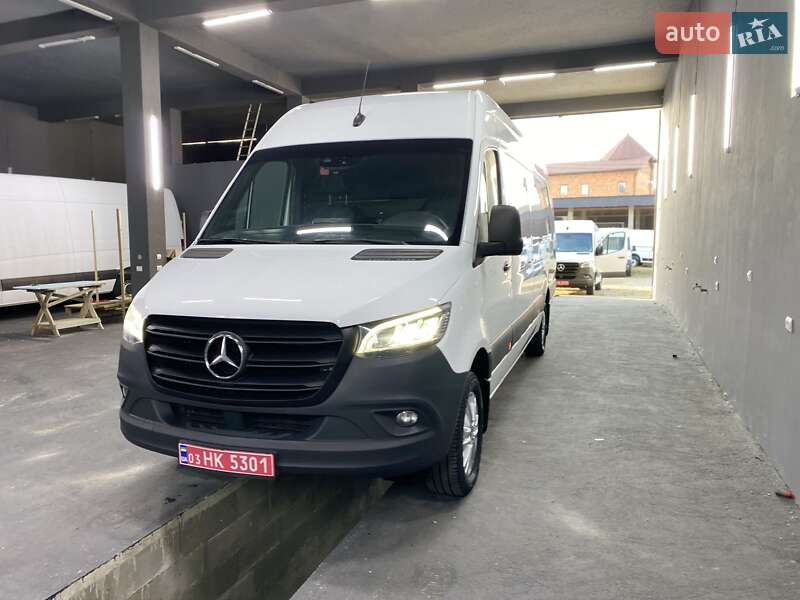 Грузовой фургон Mercedes-Benz Sprinter 2021 в Хусте