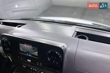 Грузовой фургон Mercedes-Benz Sprinter 2021 в 