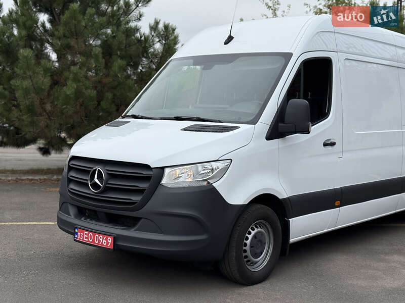 Вантажний фургон Mercedes-Benz Sprinter 2021 в Рівному