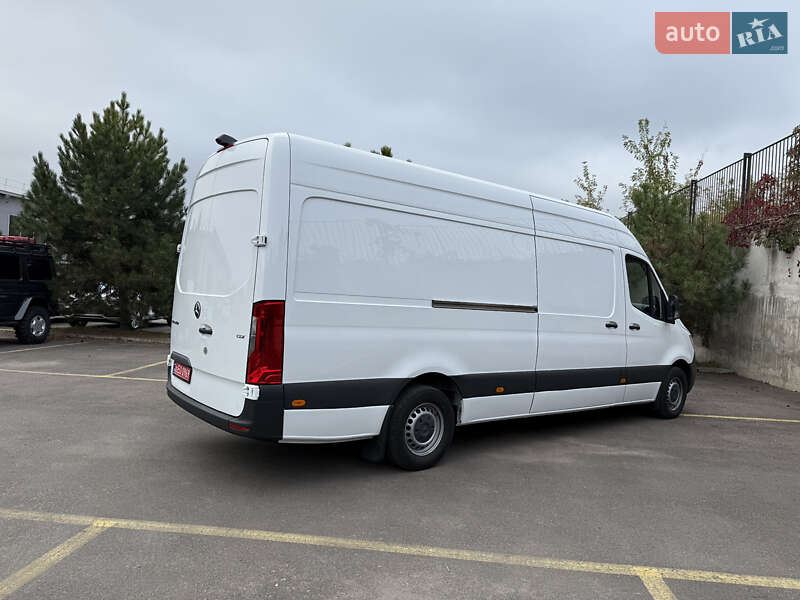 Вантажний фургон Mercedes-Benz Sprinter 2021 в Рівному