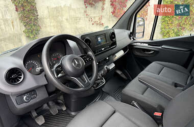 Грузовой фургон Mercedes-Benz Sprinter 2021 в 