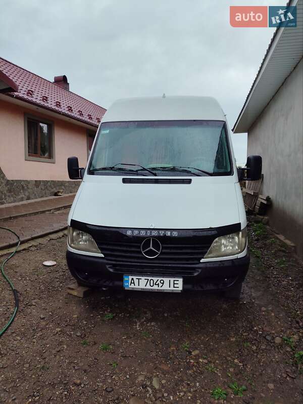 Вантажний фургон Mercedes-Benz Sprinter 2000 в Коломиї
