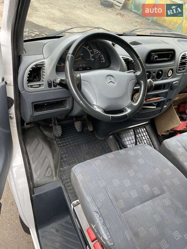 Грузовой фургон Mercedes-Benz Sprinter 2005 в Хмельницком