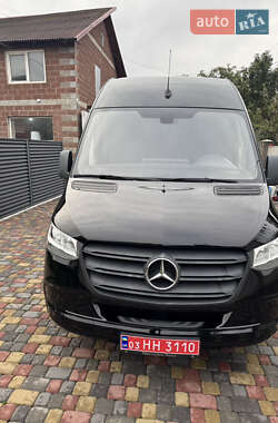 Грузовой фургон Mercedes-Benz Sprinter 2020 в 