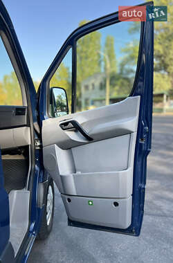 Грузовой фургон Mercedes-Benz Sprinter 2016 в 