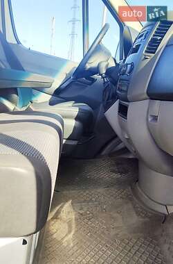 Грузовой фургон Mercedes-Benz Sprinter 2010 в 