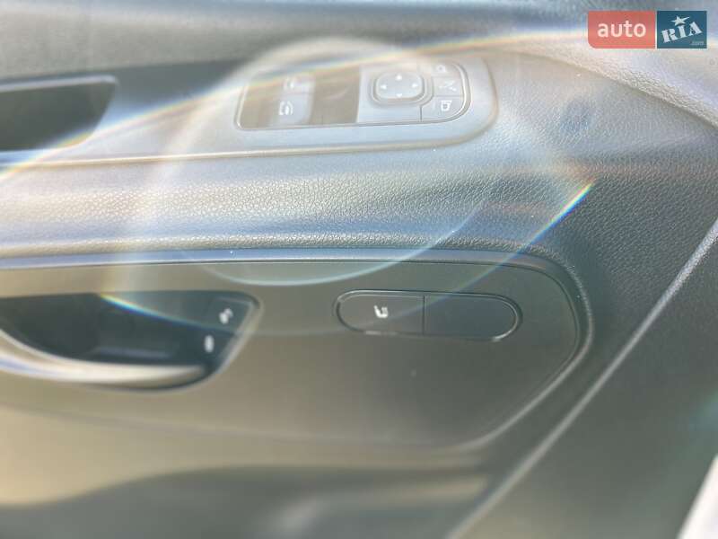 Грузовой фургон Mercedes-Benz Sprinter 2021 в Стрые
