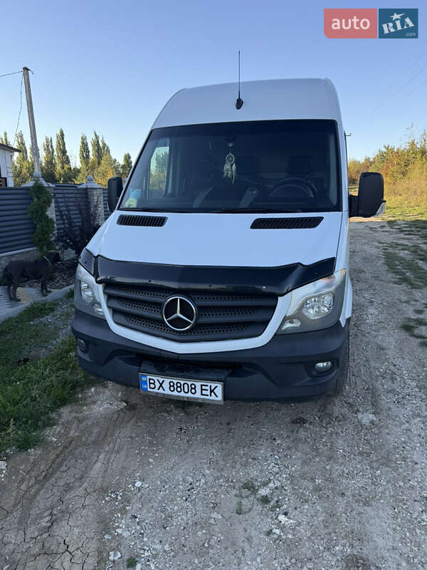 Грузовой фургон Mercedes-Benz Sprinter 2016 в 