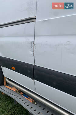Грузовой фургон Mercedes-Benz Sprinter 2022 в 