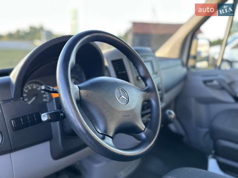 Грузовой фургон Mercedes-Benz Sprinter 2018 в Стрые