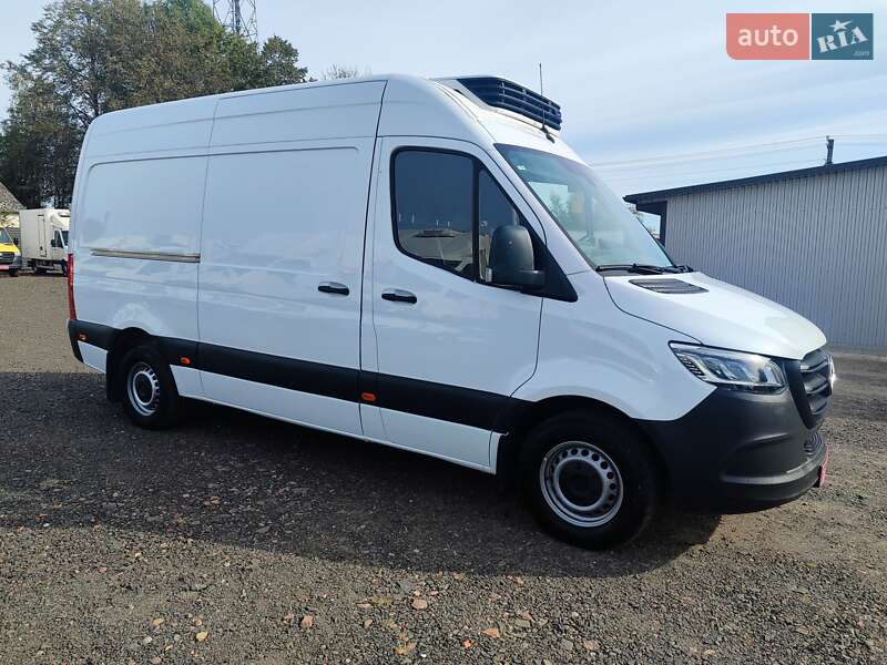 Mercedes-Benz Sprinter 2021