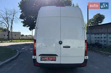 Грузовой фургон Mercedes-Benz Sprinter 2019 в 