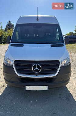 Грузовой фургон Mercedes-Benz Sprinter 2019 в 
