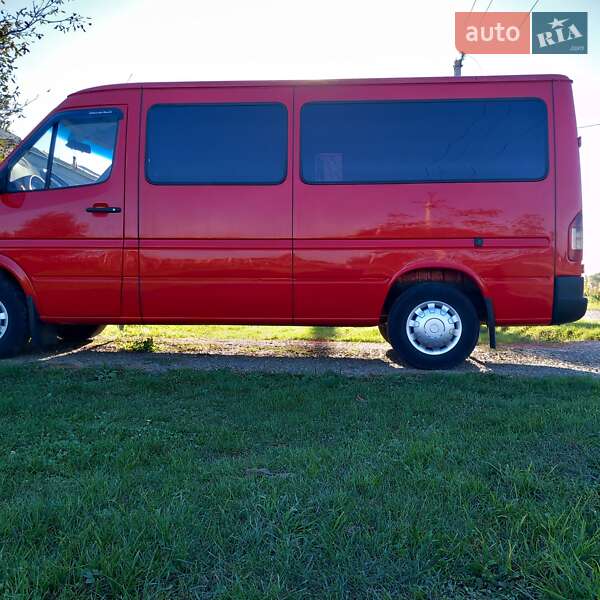 Грузопассажирский фургон Mercedes-Benz Sprinter 2000 в Снятине