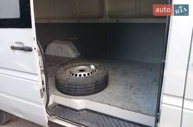Грузовой фургон Mercedes-Benz Sprinter 1999 в 