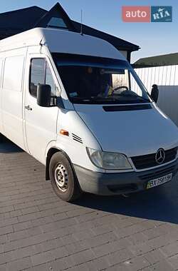 Грузовой фургон Mercedes-Benz Sprinter 2003 в 