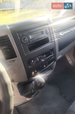 Грузовой фургон Mercedes-Benz Sprinter 2010 в 