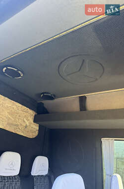 Другие грузовики Mercedes-Benz Sprinter 2004 в 