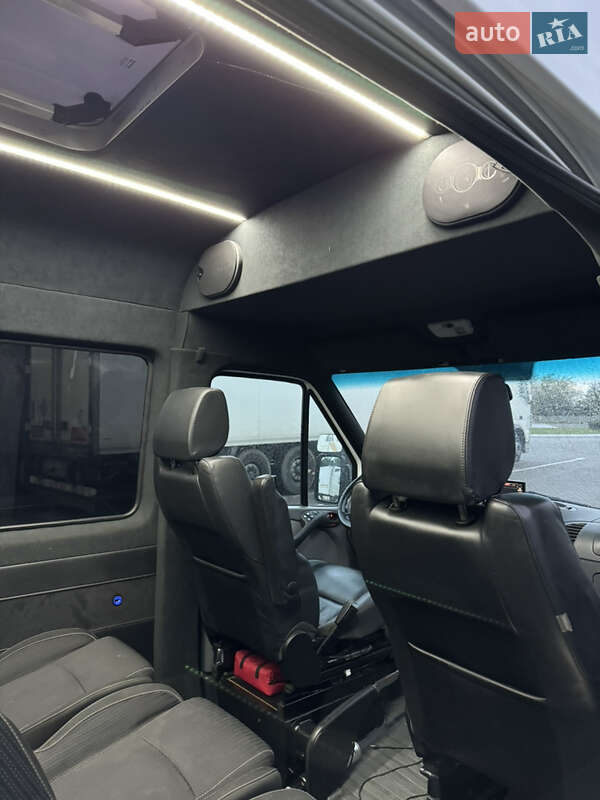 Микроавтобус Mercedes-Benz Sprinter 2002 в Ровно