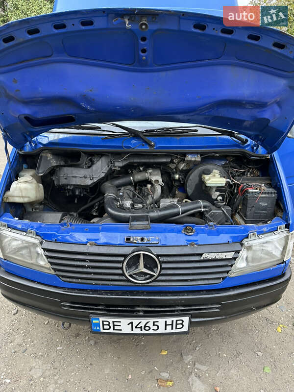 Микроавтобус Mercedes-Benz Sprinter 1998 в Николаеве