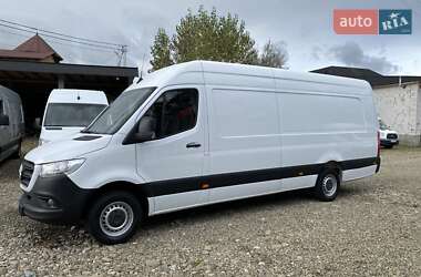 Грузовой фургон Mercedes-Benz Sprinter 2020 в 