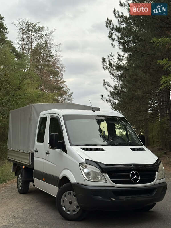 Mercedes-Benz Sprinter 2012