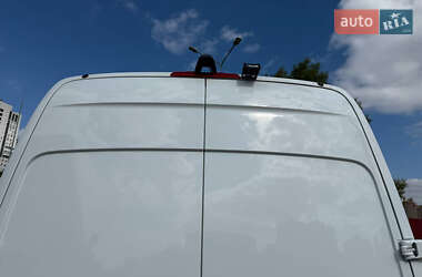 Грузопассажирский фургон Mercedes-Benz Sprinter 2020 в 