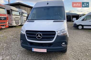 Грузовой фургон Mercedes-Benz Sprinter 2020 в 