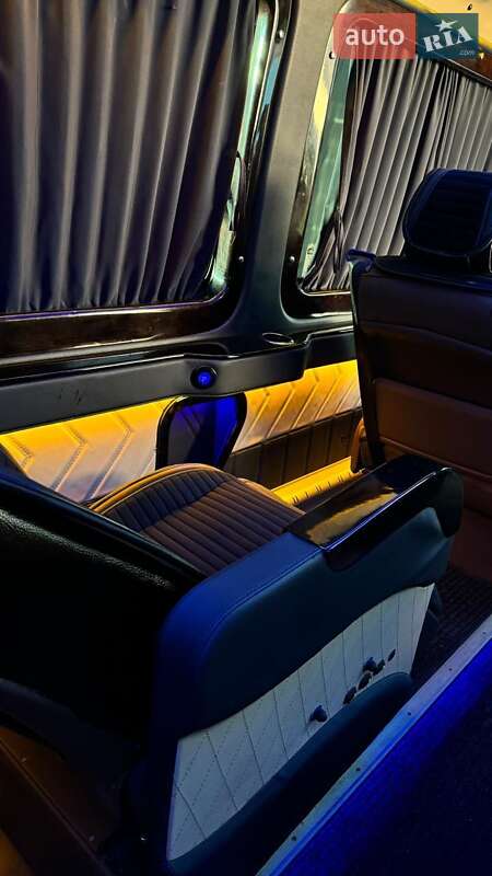 Микроавтобус Mercedes-Benz Sprinter 2012 в Умани