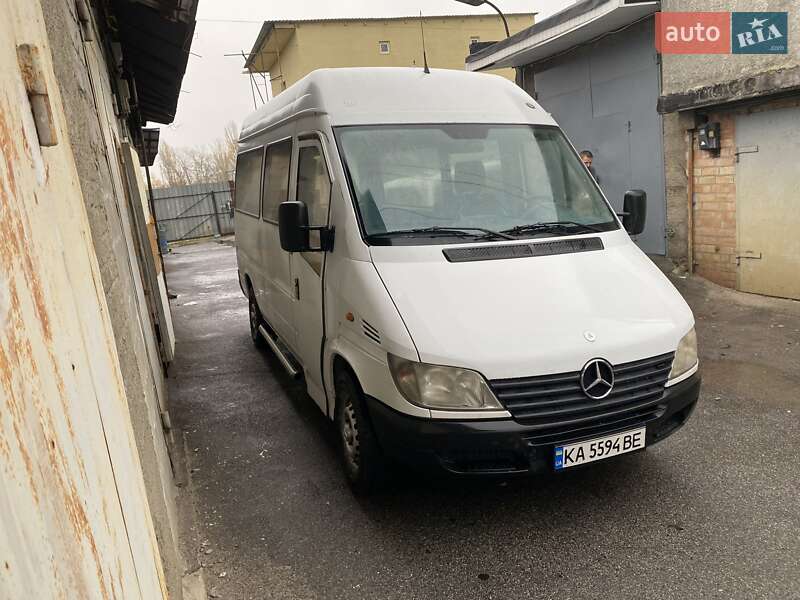 Микроавтобус Mercedes-Benz Sprinter 2002 в Киеве