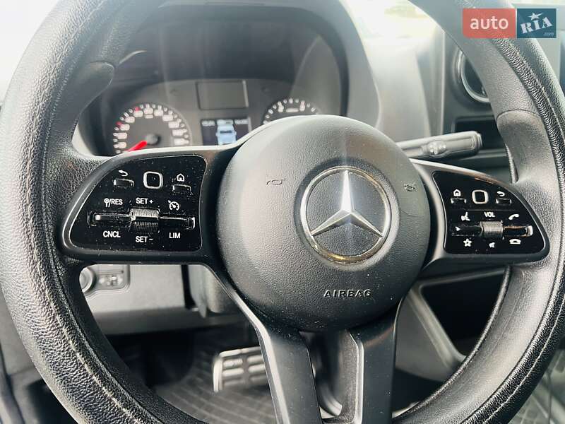 Вантажний фургон Mercedes-Benz Sprinter 2020 в Дніпрі