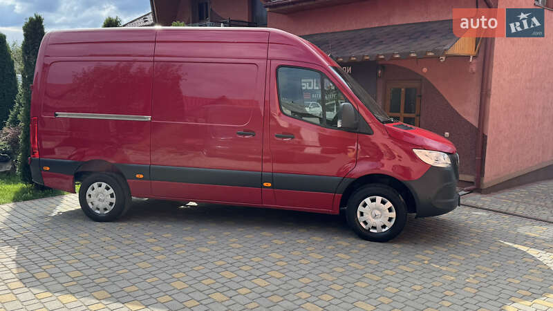 Вантажний фургон Mercedes-Benz Sprinter 2021 в Сваляві