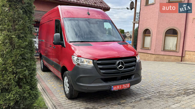 Вантажний фургон Mercedes-Benz Sprinter 2021 в Сваляві