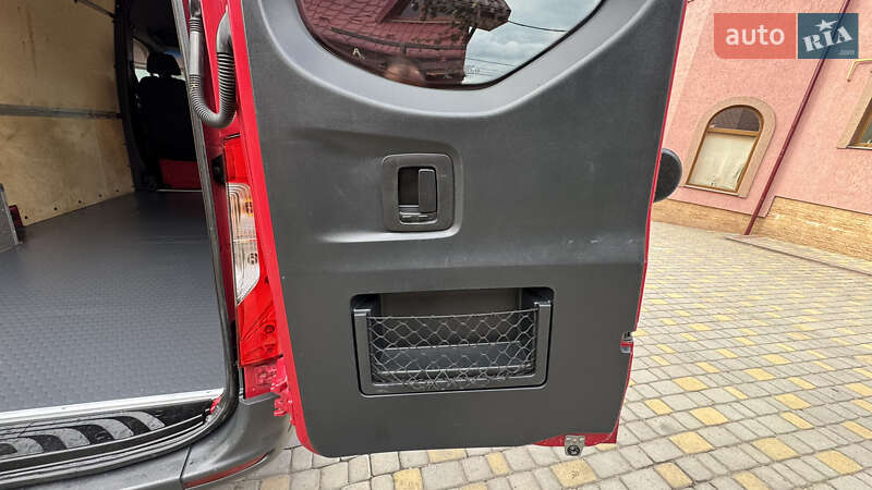 Вантажний фургон Mercedes-Benz Sprinter 2021 в Сваляві